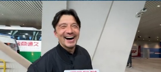 帶孩子和帶球隊哪個更累？謝暉笑言：都累，但帶孩子更累